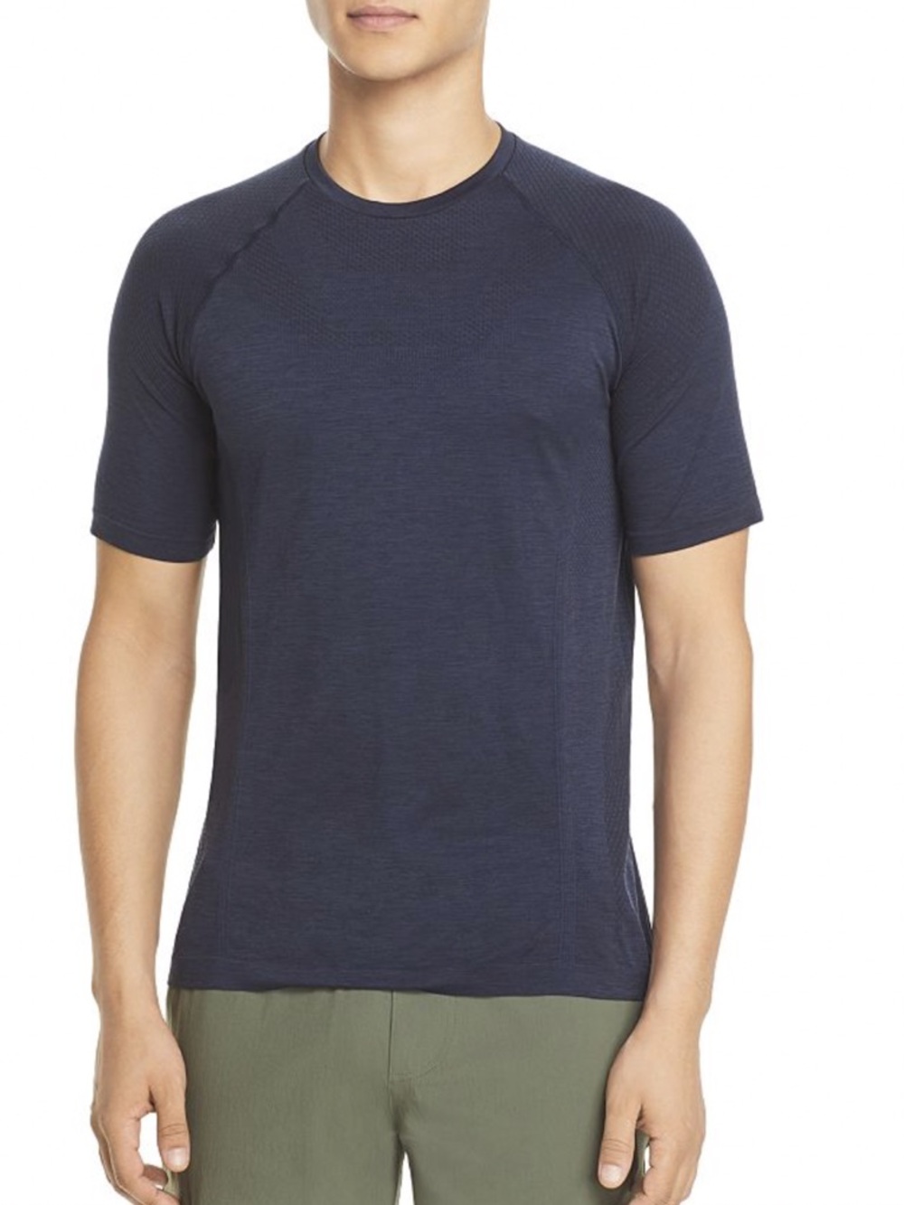ALO Yoga Men's Amplify Seamless T-Shirt — Navy